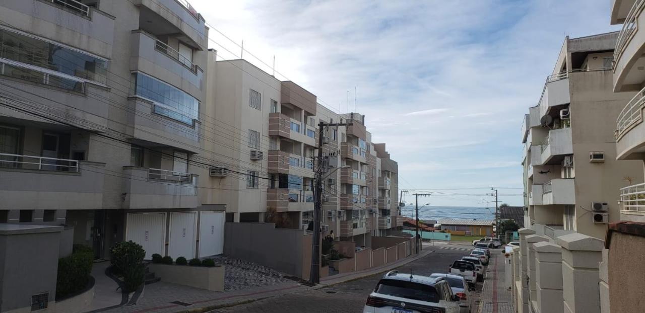 Excelente Apto 3 Quartos Em Bombas, 100 Metros Do Mar E 2 Vagas De Garagem بومبينهاس المظهر الخارجي الصورة